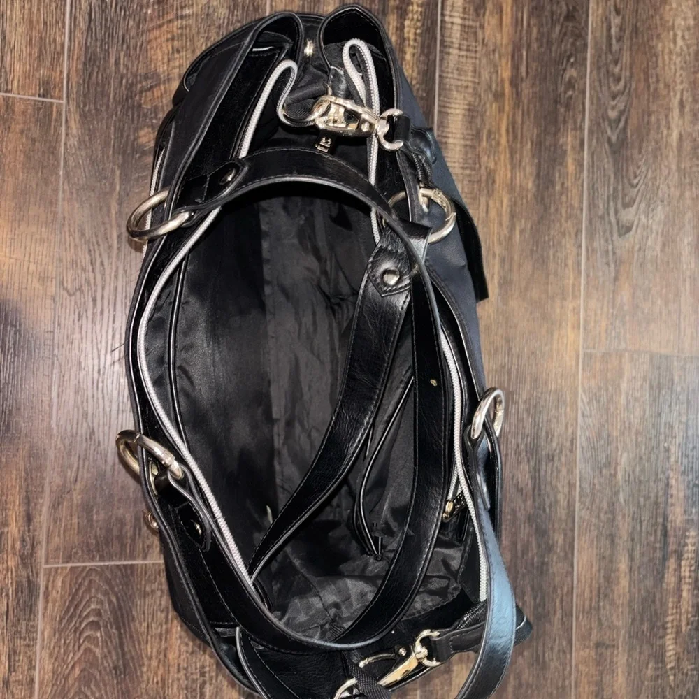 BÉIS The Diaper or Everyday Bag In Black - Picture 7 of 16